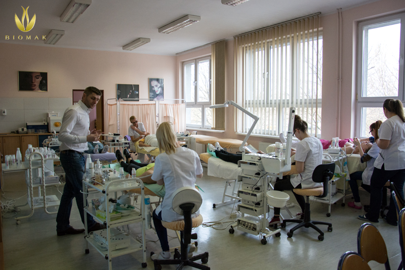 Pokaz_Bytom_szkoła_12_04
